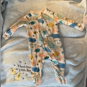 Old Navy 0-3 Under the sea footed onesie- gently used